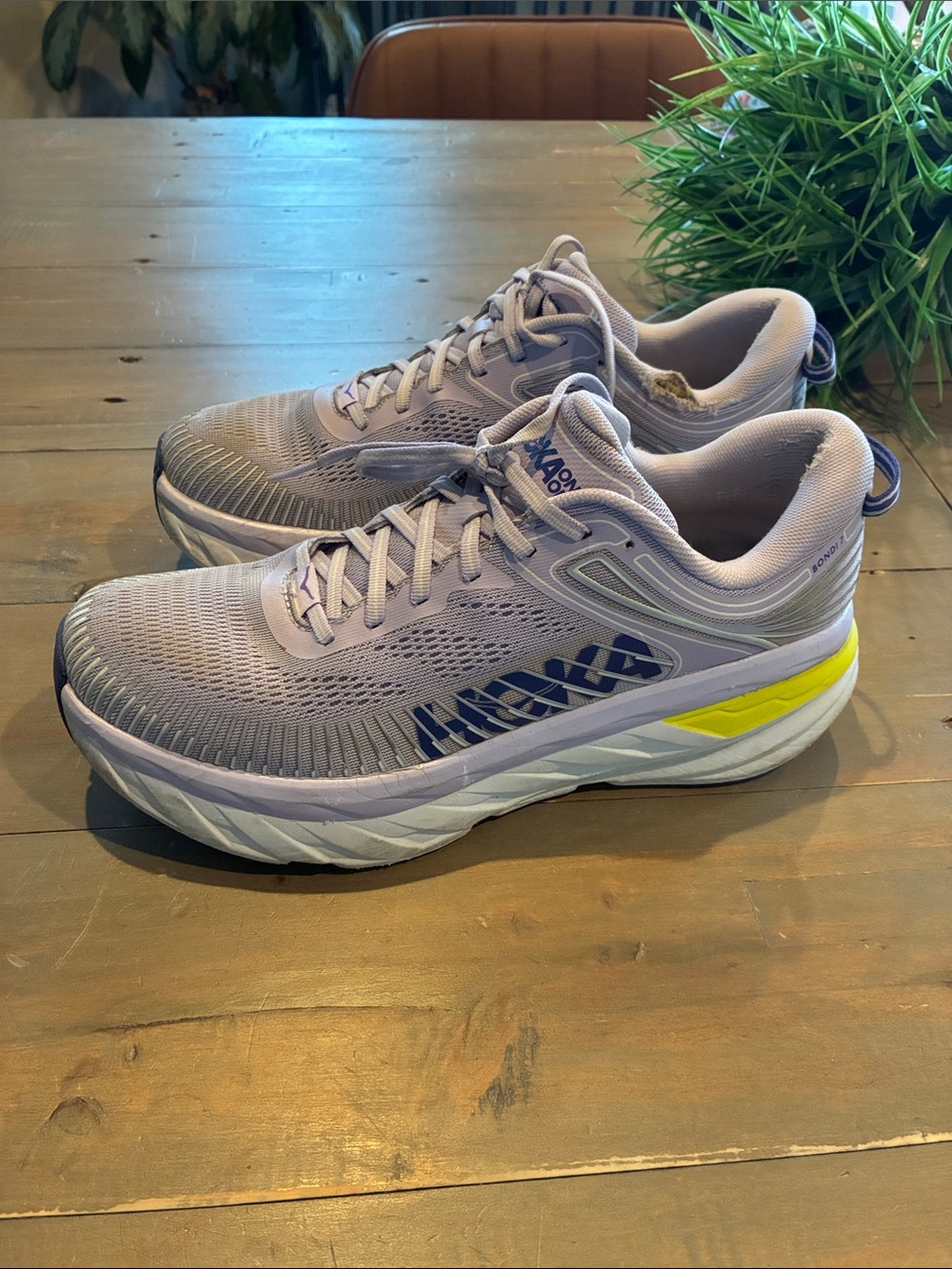 Hoka Women's Bondi 7 
Lavender Running Shoes with Yellow Accent
